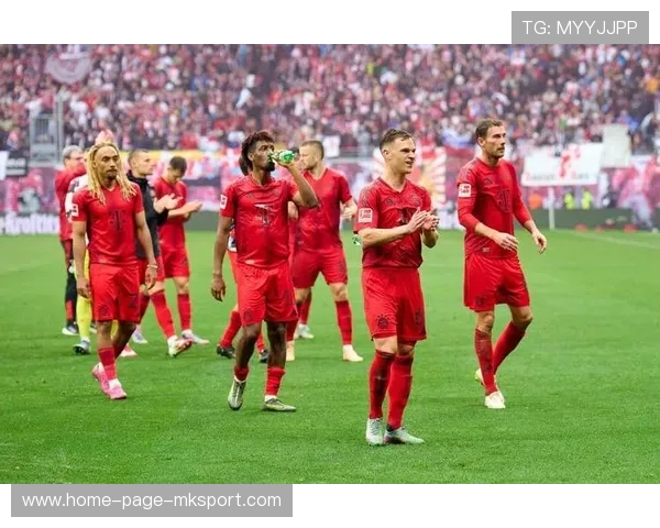 拜仁全队集体梦游